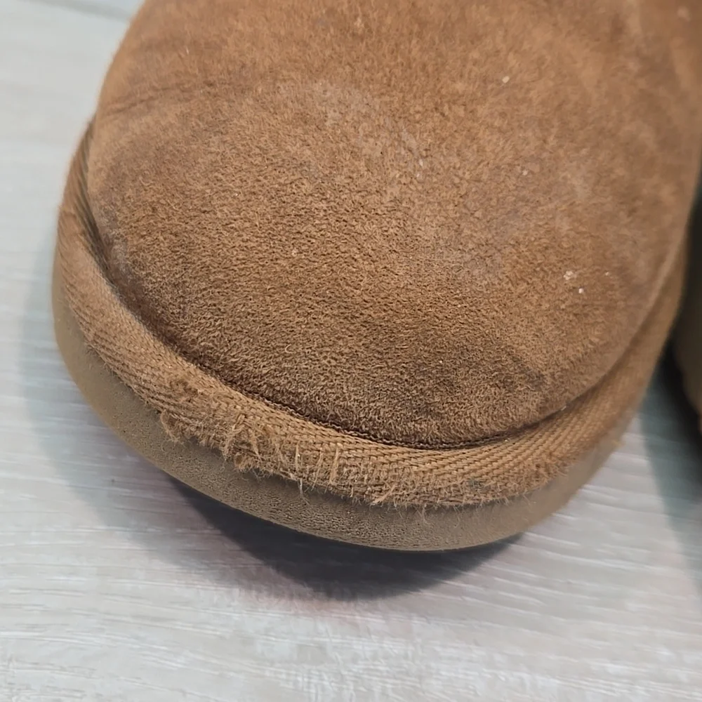 UGG Australia Women Chestnut Winter Boots Shearling Shoes Sz 9